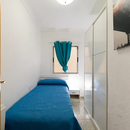 Seafront 2br - Views - Peaceful Apartment